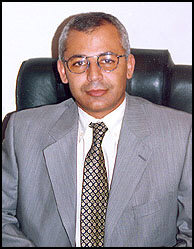 M. A. Slimani, Pr&eacute;sident Directeur G&eacute;n&eacute;ral de CAGEX (Compagnie Alg&eacute;rienne d'Assurances et de Garantie des Exportations).