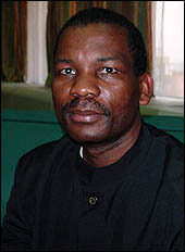 S.E Simon Tuma-Waku Bawangamio, Ministre des Mines et Hydrocarbures