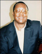 M. Tumba, Administrateur Directeur Général de Sait-Telecom