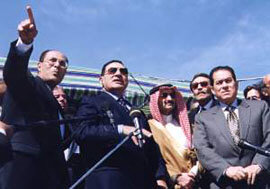 President Hosni Mubarak with Prime Minister Kamal el-Ganzoury & Prince Alwaleed Bin Talal from Saudi Arabia during their visit in Toschka.