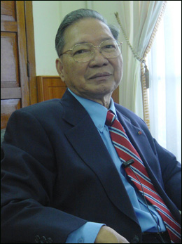 S.E. Keat Chhon 