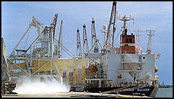 Loading of alumina at the dock of Friguia