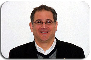 Álvaro E. Tomás A.