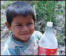 Indigenous children around the Onorico River